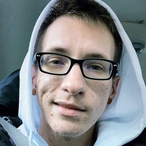 Meet your Posher, Cameron